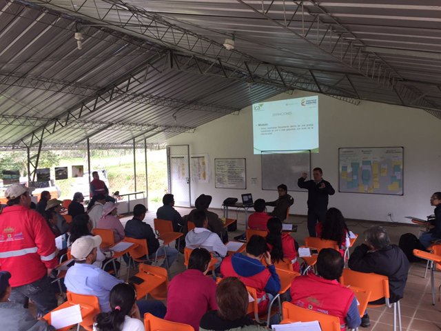 El ICA adelantó jornada de sanidad avícola en la región oriente de Cundinamarca