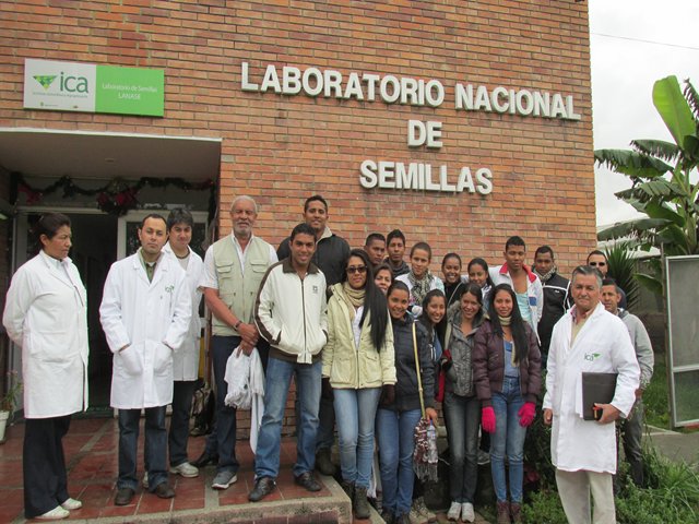 Estudiantes de la Universidad de Córdoba visitaron el Laboratorio Nacional de Semillas del ICA 
