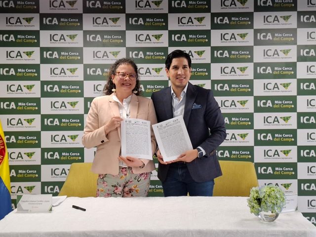Firma protocolaria de convenio ICA - UPRA. 