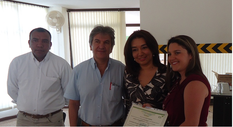 Dos mujeres obtienen las primeras certificaciones en BPG que concede el ICA en el Cauca