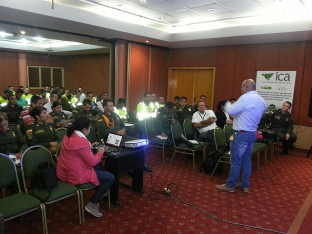 El ICA socializó el sistema de movilización pecuario y forestal con la Policía Nacional en el Tolima