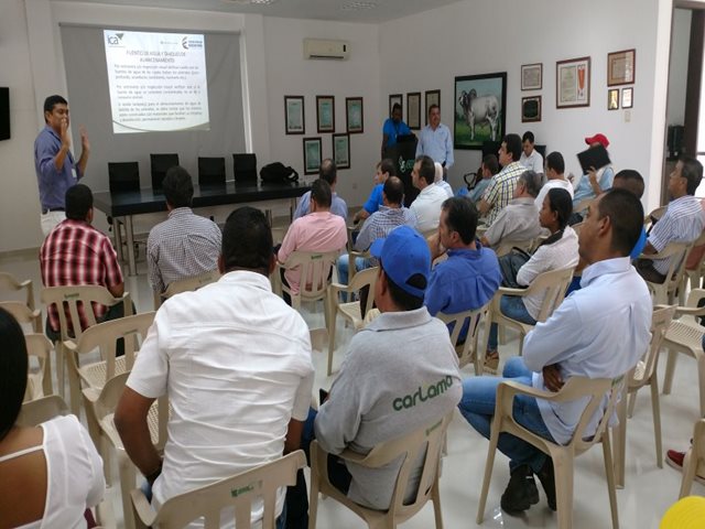 Ganaderos de Sucre conocieron requisitos para obtener la Autorización Sanitaria y de Inocuidad  