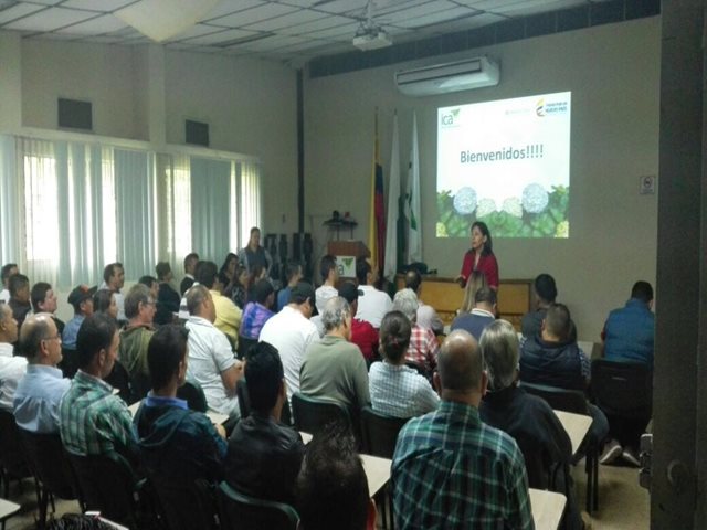 En Antioquia, ICA socializa normatividad sanitaria para exportación de flores