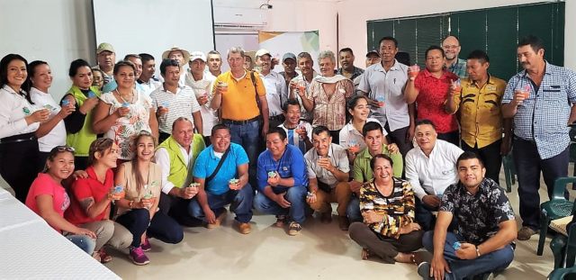 foto-ICA-control-deforestacion-guaviare-participantes.jpg
