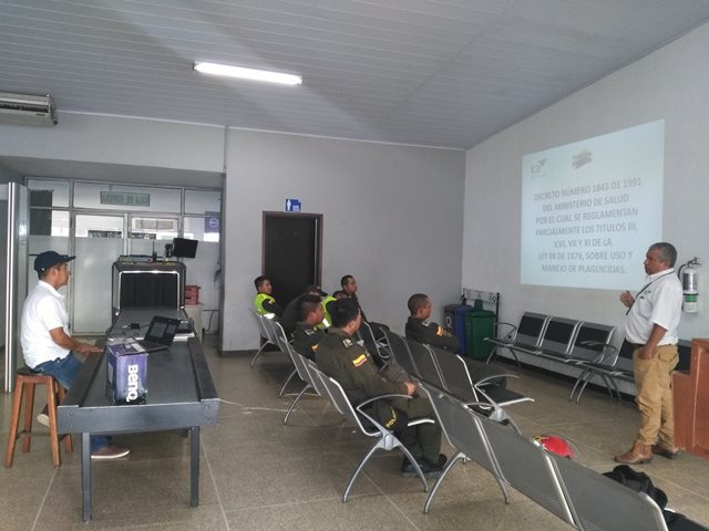 En el Amazonas, el ICA y la Policía Nacional trabajan por el transporte legal de productos agropecuarios