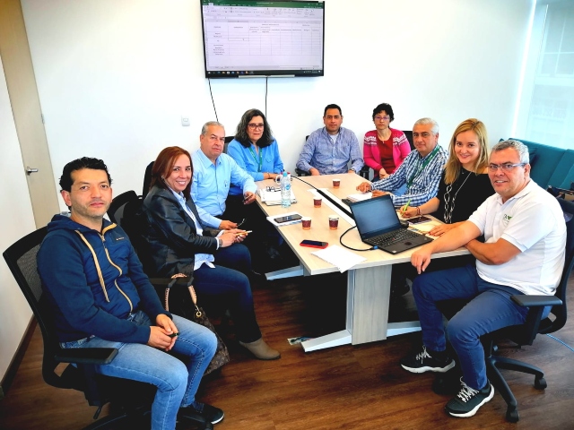 Participantes en la reunión 