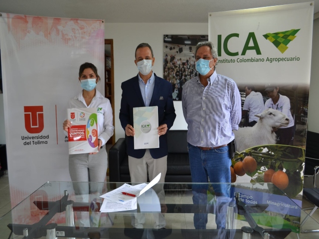 Firma de convenio interadministrativo 