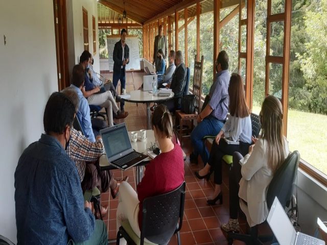 El ICA participó de la Mesa Plan Cosecha Cafetera en Antioquia