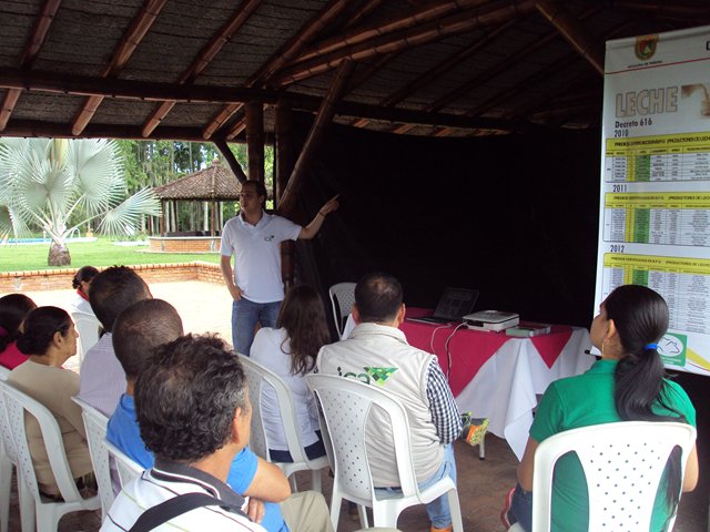 Ganaderos de Risaralda acogen  programa Identifica