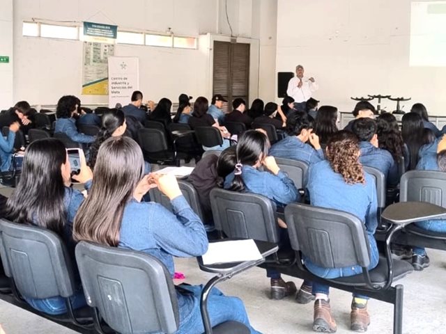 Participantes en el evento.