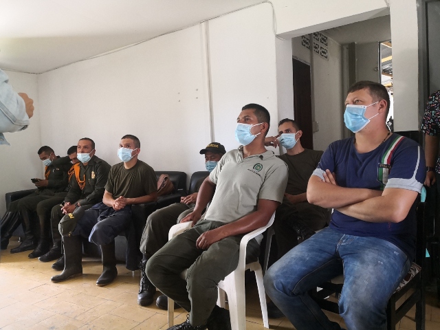 El ICA y la Policía Nacional trabajan para evitar la ilegalidad en la movilización de animales en Risaralda. 