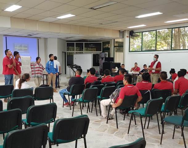 Estudiantes del SENA se capacitan sobre implementación en Buenas Prácticas Ganaderas en la producción de carne y leche