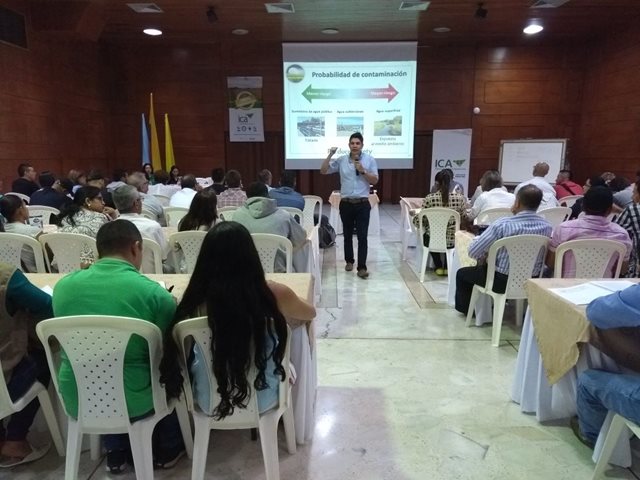 El ICA capacitó a 90 productores vallecaucanos en la norma de inocuidad, FSMA, para admisibilidad en Los Estados Unidos