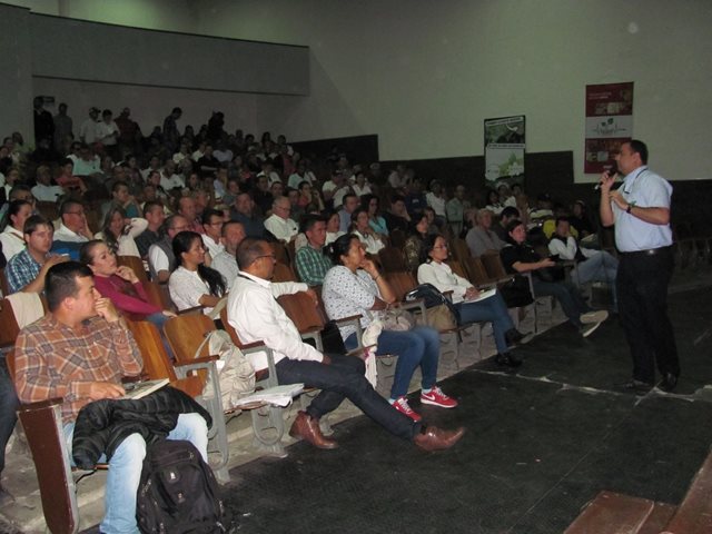 Productores  de plantas ornamentales en Antioquia se capacitan en requisitos sanitarios
