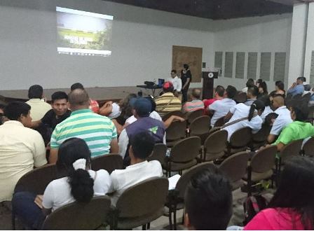 El ICA y FENAVI capacitan a productores en normatividad sanitaria