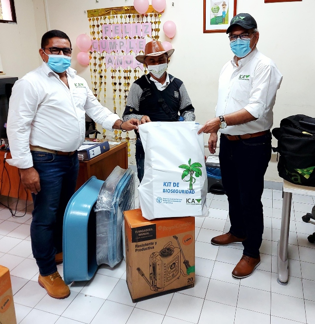 Foto-ICA-segunda-entrega-Kits-bioseguridad-Cesar.jpg Foto-ICA-segunda-entrega-Kits-bioseguridad-Cesar.jpg