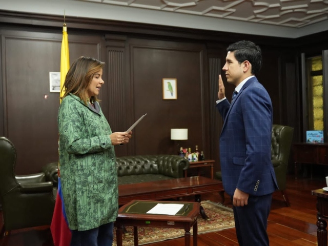 Posesión del gerente general del ICA.