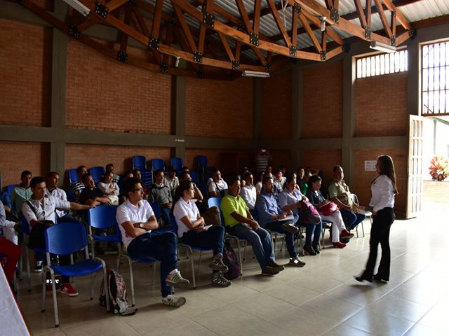 El ICA capacitó a personal de los puestos de control sanitario en Cundinamarca
