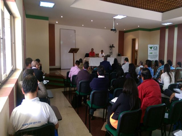 El ICA supervisa la cadena de insumos agrícolas en Boyacá 