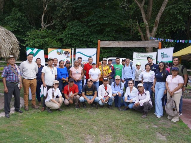En Codazzi, productores aprenden sobre el manejo y uso adecuado de plaguicidas