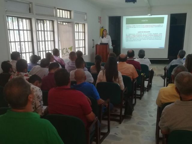 Productores de Santander se actualizan en las medidas de protección fitosanitaria emitidas por el ICA