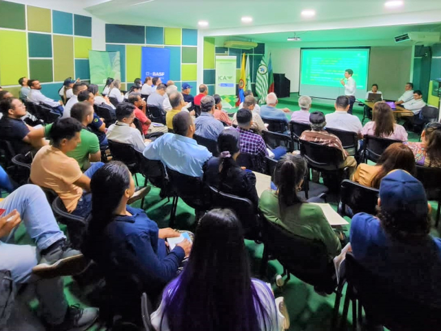 El ICA capacitó a 80 asistentes técnicos de cultivos de algodón de la Orinoquía colombiana  