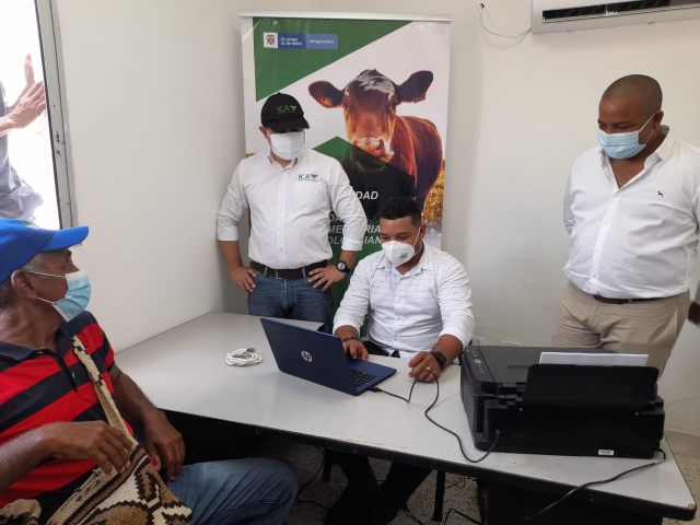 Foto-ICA-inauguracion-nuevo-punto-de-servicio-al-ganadero-2.jpg