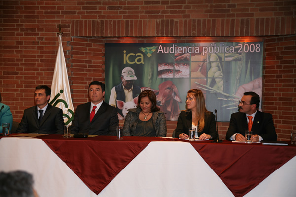 ICA rindió cuentas en audiencia pública 