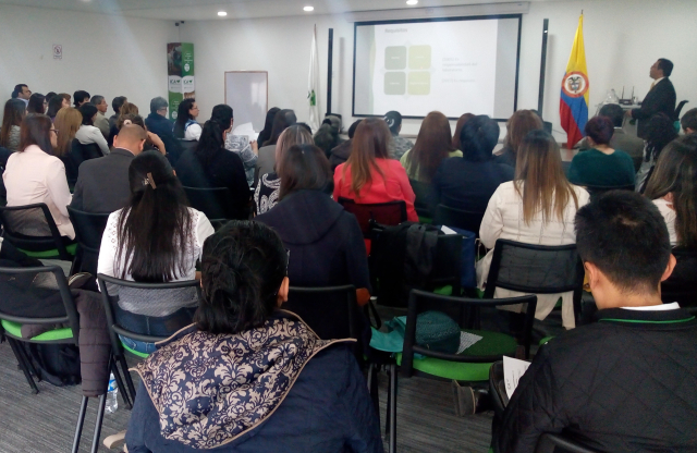 En la ciudad de Bogotá, laboratorios registrados ante el ICA se reunieron en la segunda sesión del Primer Encuentro Nacional