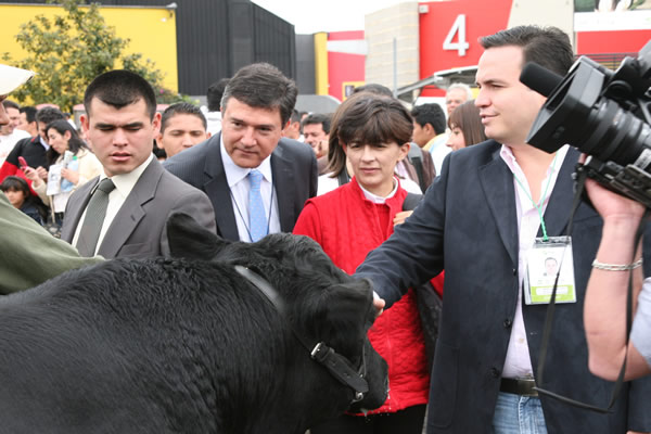 Expositores AGROEXPO 2009 comprometidos con la sanidad