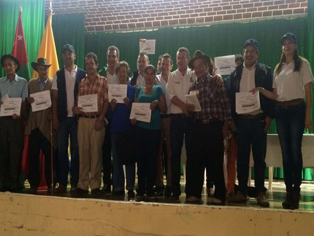 El ICA  y la Gobernación de Santander entregaron  2.242 certificados a predios libres de tuberculosis bovina, en la Provincia García Rovira