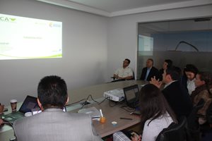 Foto-reunion-aduanas-2.JPG