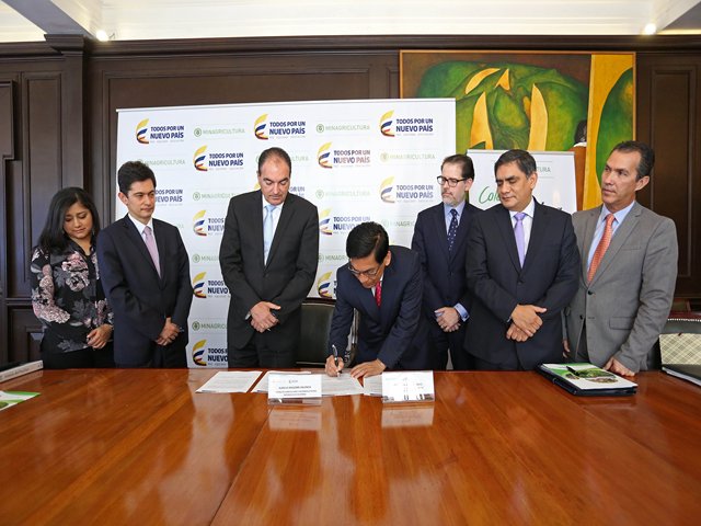 Exportadores podrán comercializar seis nuevos productos del agro en Perú