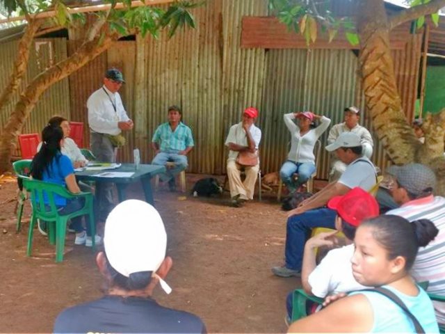 El ICA realizó jornada de sensibilización a apicultores y agricultores en busca de  estrategias para la protección de las colmenas en la región