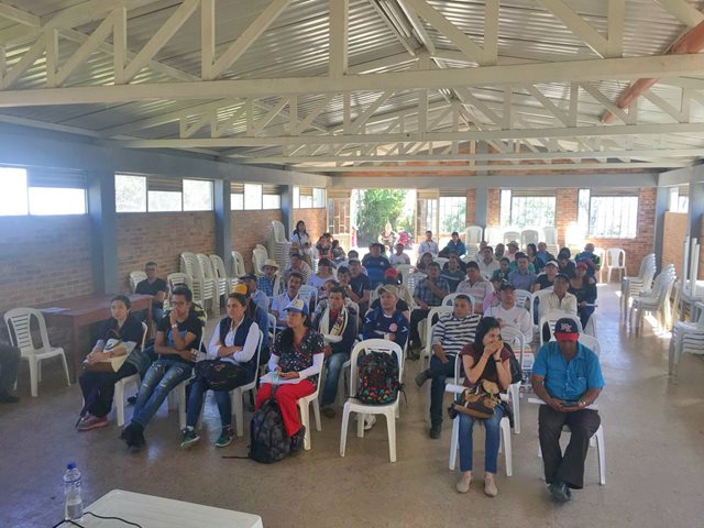 Productores avícolas se reunieron con el ICA para conocer las medidas de cuarentena por la enfermedad de Newcastle