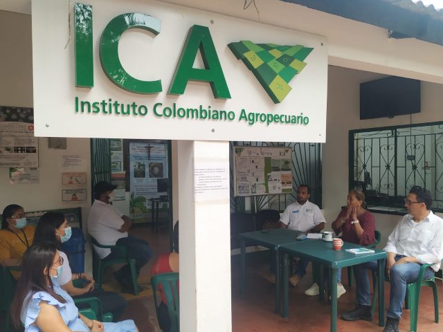 Foto-ICA-la-gerente-en-las-regiones-Vichada.jpg