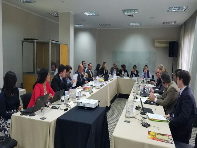 El ICA y USDA-APHIS avanzan en la admisibilidad de productos agrícolas