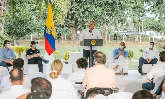 Foto-ICA-Inauguracion-del-laboratorio-de-diagnostico-fitosanitario-de-Zona-Bananera-Magdalena-2.jpg