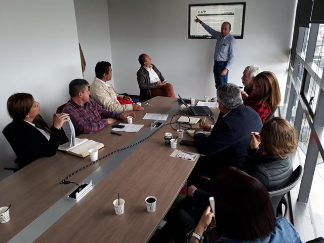 El ICA y ganaderos acuerdan estrategias para controlar y erradicar la brucelosis bovina 