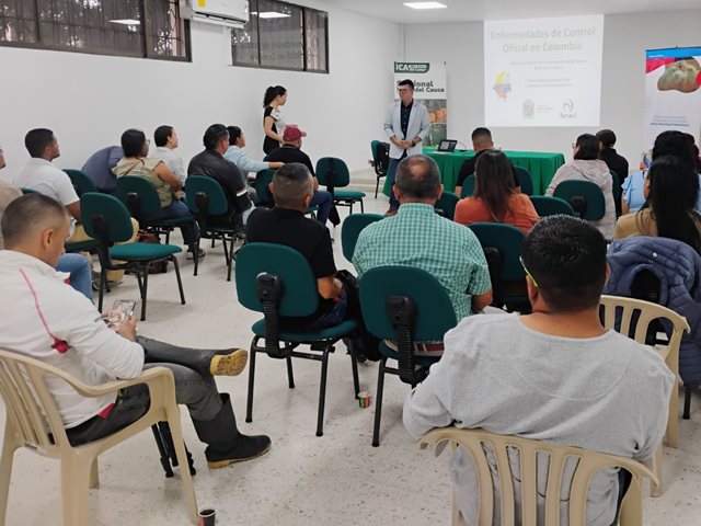 Participantes en la jornada.