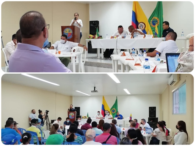 cabildo abierto con comunidades campesinas de Amazonas. 