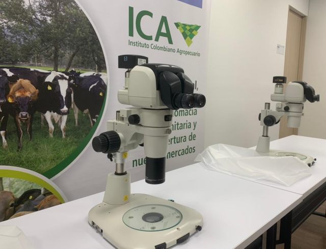 Foto-ICA-Entrega-de-equipos-tecnologicos-al-ICA-2.jpg