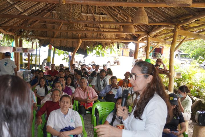ICACESAR0909.jpg