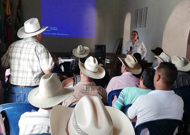 Con ganaderos de Santander, se socializa el programa nacional para la erradicación de la fiebre aftosa