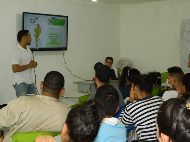 Estudiantes del SENA se capacitan en enfermedades de control oficial 
