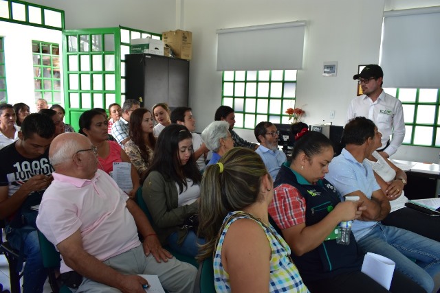 El ICA lideró capacitación sobre la normatividad fitosanitaria para viveros comerciales 