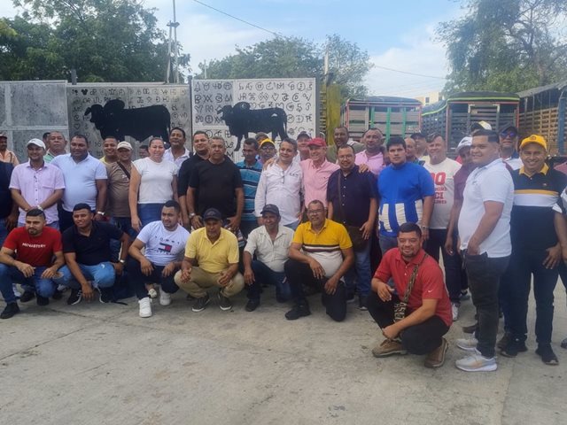 El ICA capacita a transportadores para mejorar el bienestar animal en Magdalena