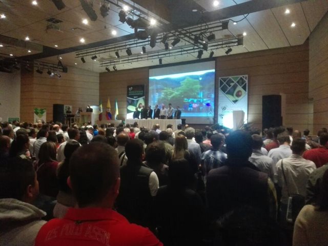 El ICA participa en seminario internacional en producción de aguacate Hass y protección a los polinizadores desde la agricultura  