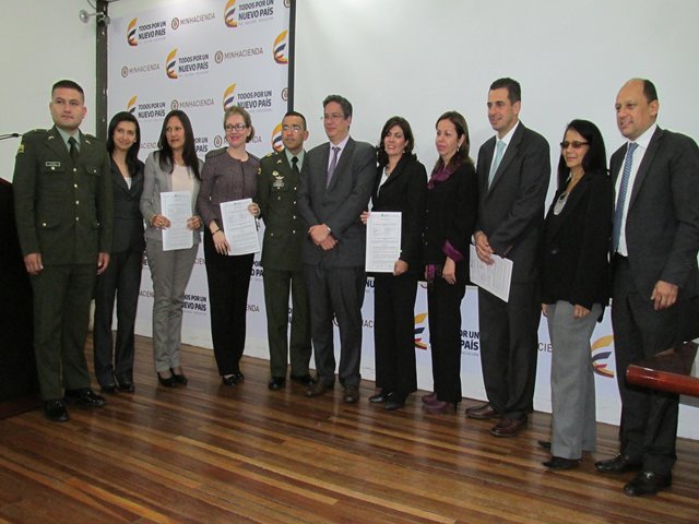 ICA presente en la entrega de resoluciones  a empresas como Operador Económico Autorizado
