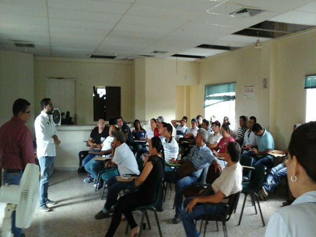 En Cundinamarca, el ICA capacitó a vacunadores del primer ciclo de vacunación contra fiebre aftosa y brucelosis bovina